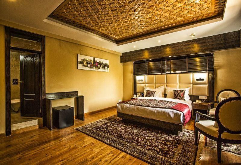 The Pride Inn ศรีนาการ์ ภายนอก รูปภาพ
